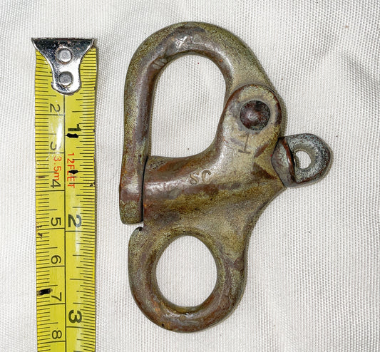 Vintage South Coast Bronze 5/8" Fixed Bail Snap Shackle