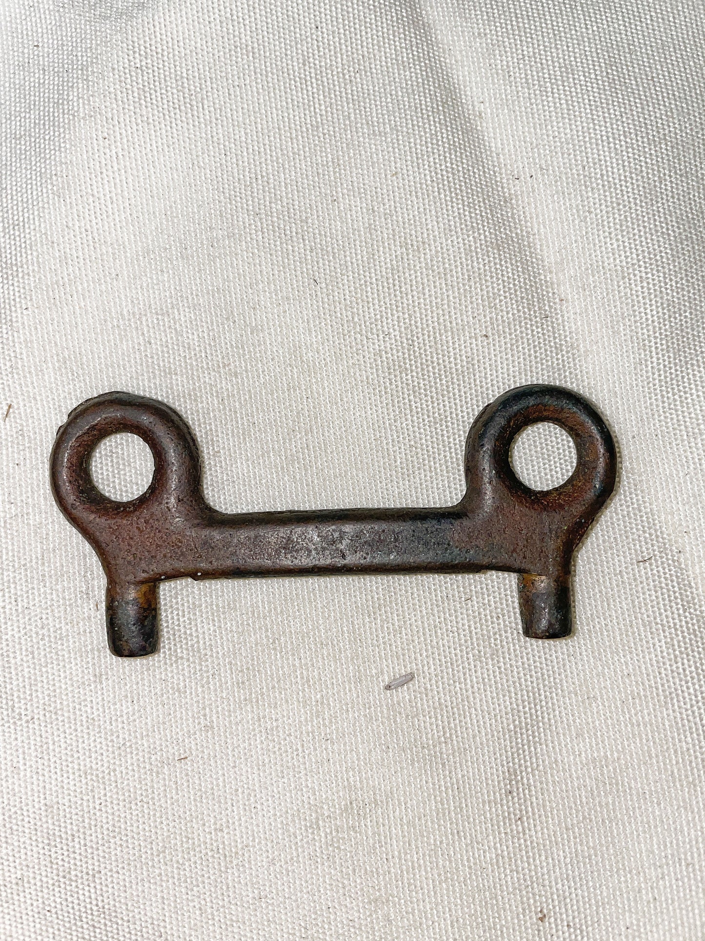 Bronze Fuel Key