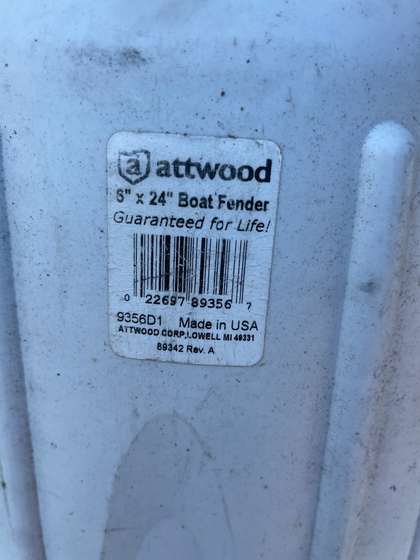 Attwood 9356D1 Softside Oval Boat Fender 6"x24" White Bumper