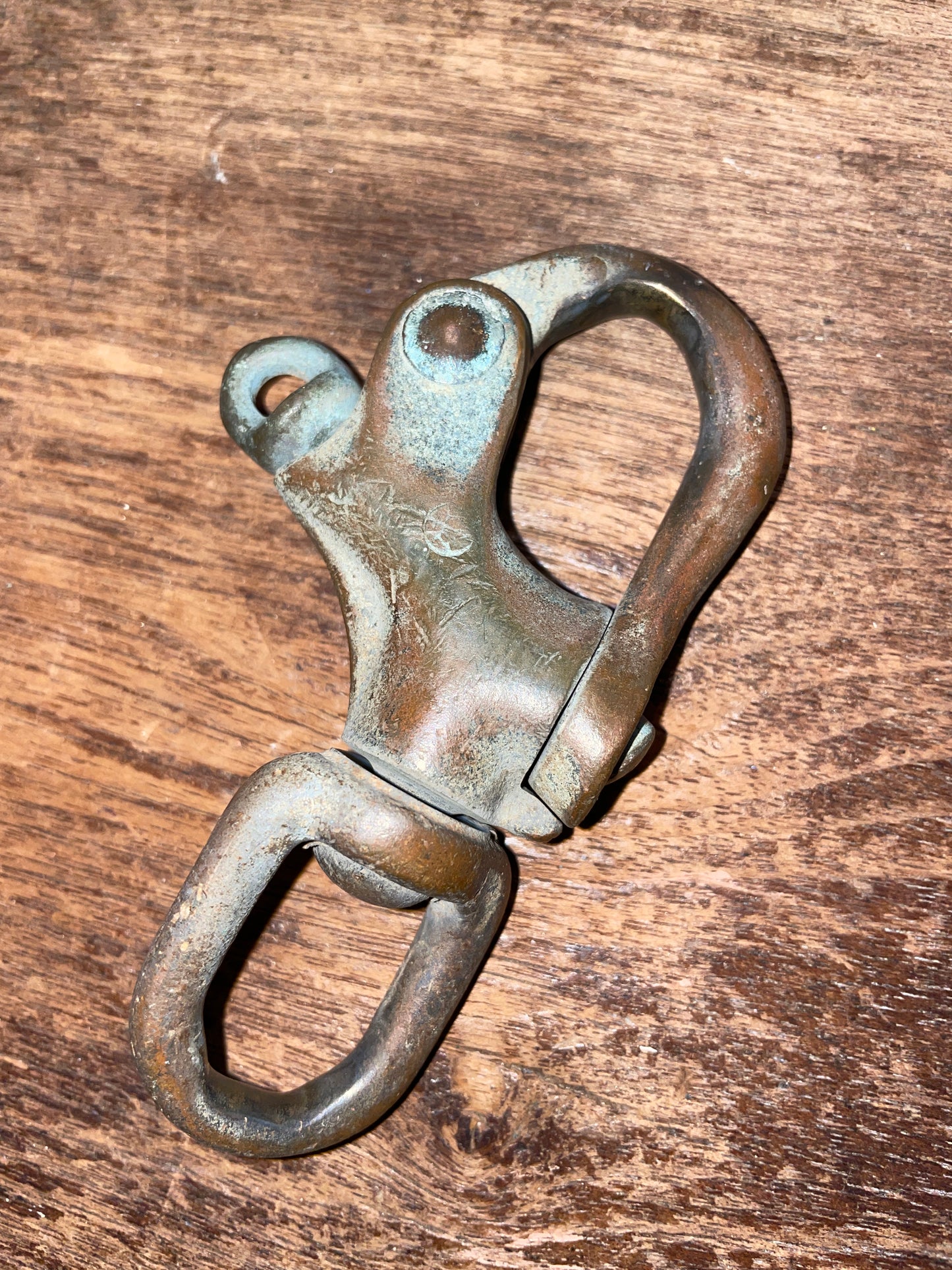 Vintage Merriman Bronze 5/8" Snap Shackle Swivel Bail